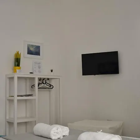 Mellos Naples