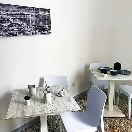 Mellos B&B 4*