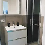 Mellos לינה וארוחת בוקר 4*