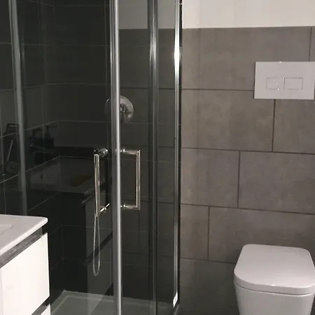 ベッド・アンド・ブレックファスト Mellos 4*